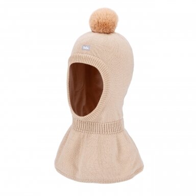 TuTu merino vilnos šalmukas su bumbulu TuTu merino vilnos šalmukas su bumbulu